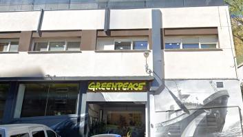 Pintan "folla conejos" y símbolos nazis en la sede de Greenpeace en Madrid