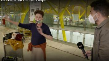 El estresante momento de Verónica Forqué en el aeropuerto con un reportero de Telecinco