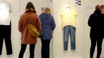 Una exposición desmonta la idea de que la ropa de las mujeres "incita" a violarlas