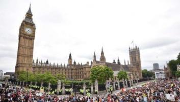 Londres acoge una de las mayores protestas contra las políticas de austeridad de David Cameron