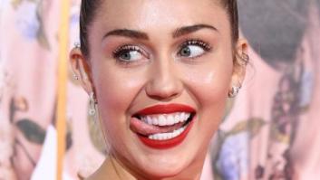 Probablemente la felicitación de Miley Cyrus sea la más porno de San Valentín