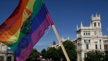 La bandera arcoíris ondeará en el Ayuntamiento de Madrid y en las juntas de distrito durante las fiestas del Orgullo