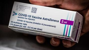 Oxford detiene los ensayos con niños y adolescentes de la vacuna de AstraZeneca