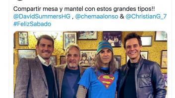 Locura en Twitter con esta foto de Casillas, Christian Gálvez y David Summers en un restaurante