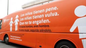 La Policía de Madrid inmoviliza el autobús transfóbico de Hazte Oír