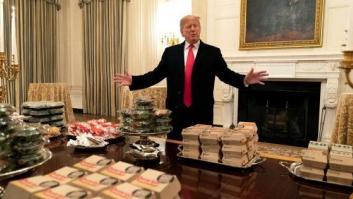Trump pide y paga comida rápida en la Casa Blanca debido al cierre del gobierno