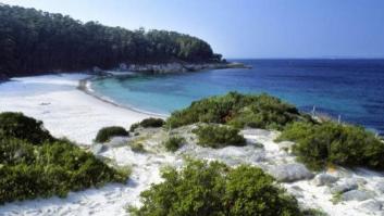 La vuelta a España en cinco playas nudistas