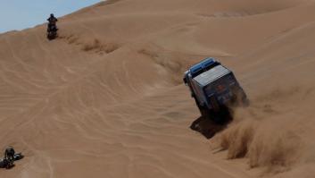 Un piloto de camiones del Dakar atropella a un espectador y no se detiene a prestarle auxilio