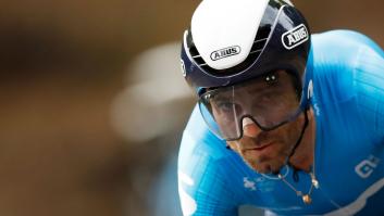 La tremenda caída de Valverde en una curva que le obliga a abandonar la Vuelta