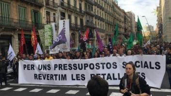 Médicos, profesores y estudiantes salen de nuevo hoy a la calle en Cataluña
