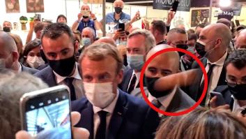 Lanzan un huevo a Macron durante un salón de gastronomía en Lyon