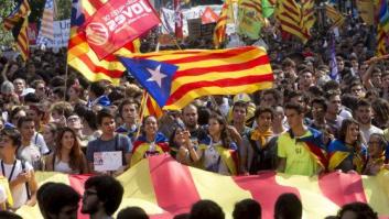 Multitudinaria manifestación estudiantil en Barcelona a favor del 1-O