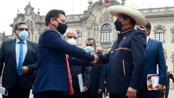 Pedro Castillo cambia a su primer ministro tras 69 días de Gobierno en Perú