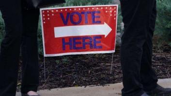 En imágenes: un EEUU dividido vota en unas elecciones de medio mandato cargadas de expectación