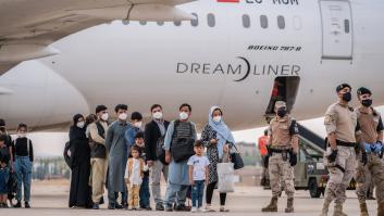 Llega a Torrejón el primer vuelo con más de 80 colaboradores afganos y sus familias desde Pakistán