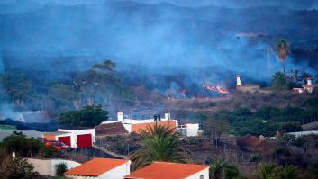 Ordenan la evacuación de nuevas zonas en La Palma ante el avance de la lava por el noroeste