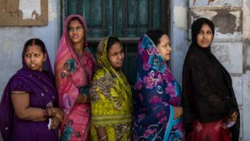 Dos indias condenadas a ser violadas movilizan la indignación internacional