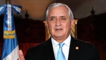 Dimite el presidente de Guatemala tras ordenarse su detención por corrupción