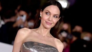 El insólito percance de Angelina Jolie en una alfombra roja