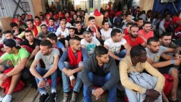 Bruselas urge a los países de la UE a acoger más refugiados del Mediterráneo central