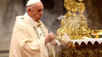 El papa Francisco pide ser "pobres por dentro" en vez de buscar riqueza y fama
