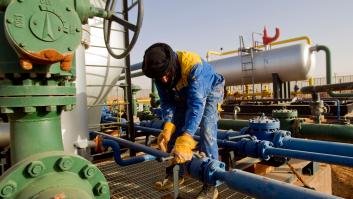 Argelia amenaza con recalcular el precio del gas que suministra a España