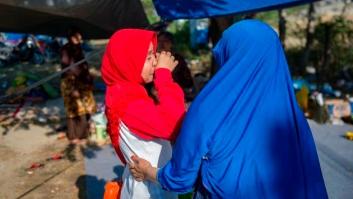 Búsqueda desesperada de supervivientes tras el tsunami en Indonesia