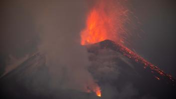 Expertos descartan que la erupción en La Palma termine en el corto plazo