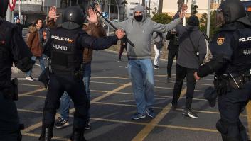 La huelga del metal continúa con cargas policiales y enfrentamientos