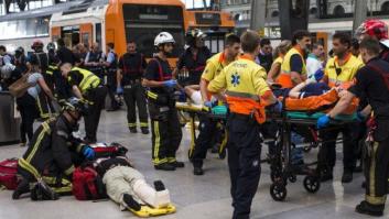 Al menos 54 heridos, uno de ellos grave, tras el choque de un tren contra el tope de la vía en Barcelona