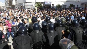 Al menos 82 heridos en las protestas por la liberación de activistas en Alhucemas (Marruecos)