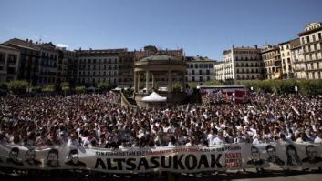 Miles de personas apoyan en Pamplona a los detenidos por la agresión de Alsasua
