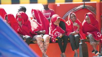 Rescatan una patera con 20 personas en la Isla de Alborán y buscan otra con 35 migrantes