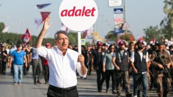 Cientos de miles de personas se manifiestan en Turquía contra el Gobierno de Erdogan