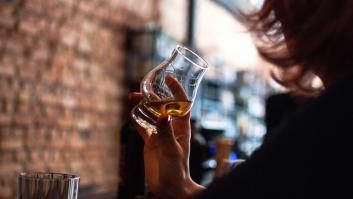 ¿Cuándo el consumo 'social' de alcohol se convierte en alcoholismo?