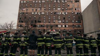 Al menos 19 muertos al incendiarse un edificio de viviendas en el Bronx (Nueva York)