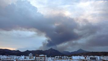 Un incendio de Llutxent (Valencia) calcina 1.500 hectáreas