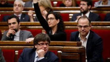 El Parlament se reafirma en la ruptura con España