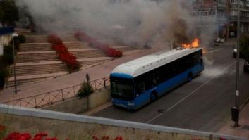Espectacular explosión de un autobús de la EMT en Madrid
