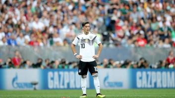 Mesut Özil, de héroe de Alemania a diana de los racistas