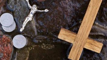 Detenida una menor de 17 años por invertir cruces en un monasterio de Alicante