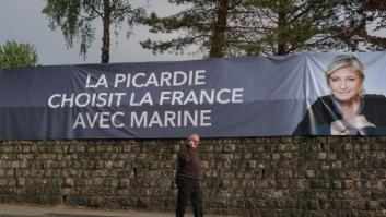Le Pen cierra la campaña entre tractores y churros