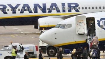 Ryanair reclutará tripulantes de cabina en abril y mayo en Málaga, Granada, Barcelona, Madrid, Sevilla y Valencia