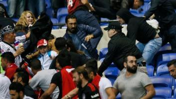 Graves incidentes en el partido entre Olimpique de Lyon y Besiktas