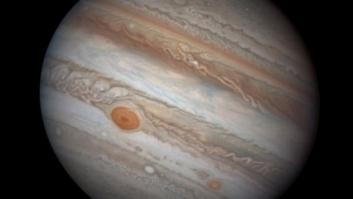 Si miras al cielo esta noche, verás Júpiter más grande y brillante que nunca