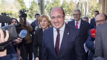 Fotografían al juez que investiga al presidente de Murcia de cañas con un dirigente regional del PP