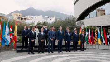 Aragonés, ausente en la foto de familia y en la reunión del rey con Sánchez y los presidentes