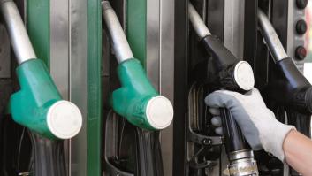 Francia anuncia una rebaja de 15 céntimos por litro en el combustible a partir del 1 de abril