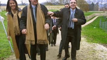 Aznar prometió en el 2000 transferir Tráfico a Navarra, algo que la derecha tilda ahora de "vergüenza"