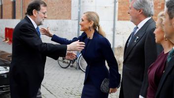 Preguntan a Cifuentes si se acostaría con Rajoy y ella lo deja excesivamente claro